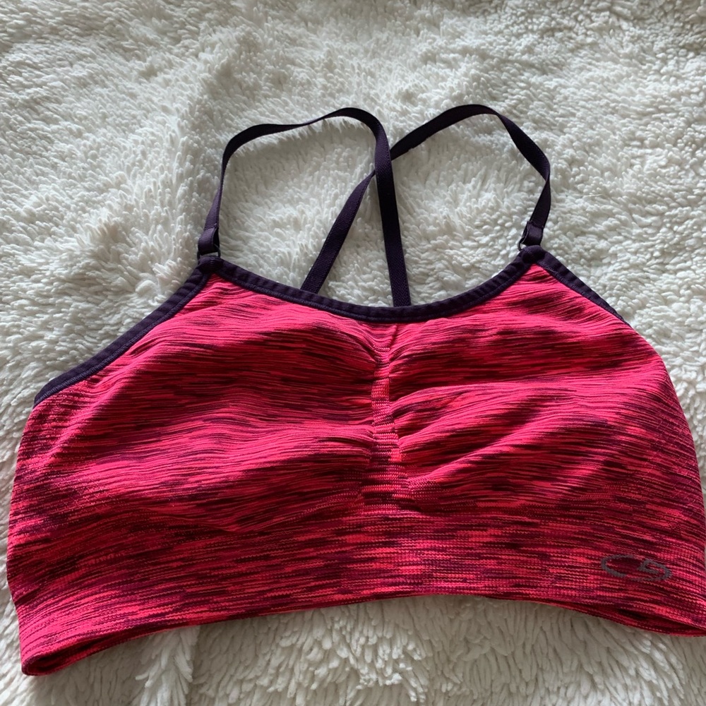 Sports bra